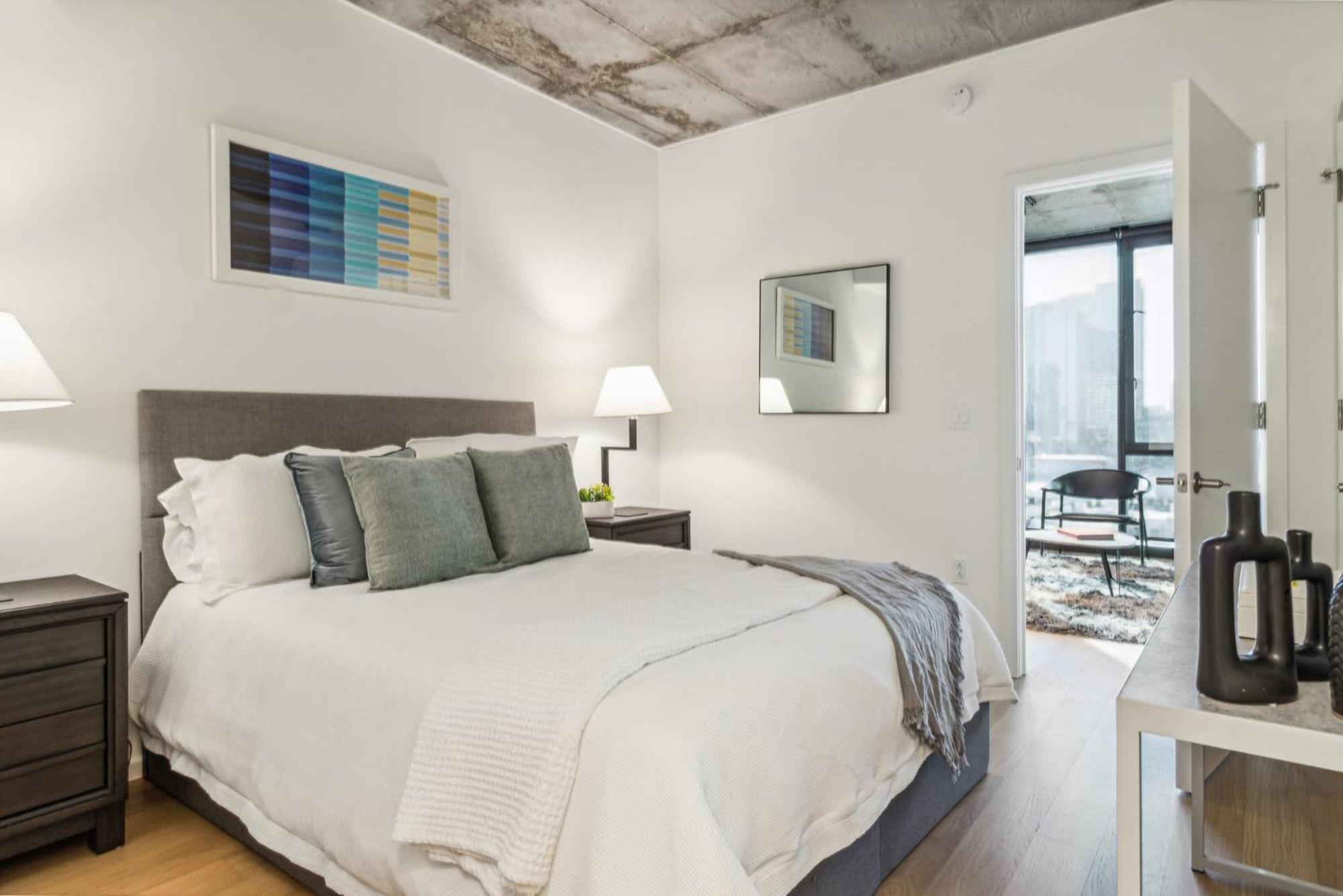 Contemporary City Living Apartments In Nashville Esterno foto