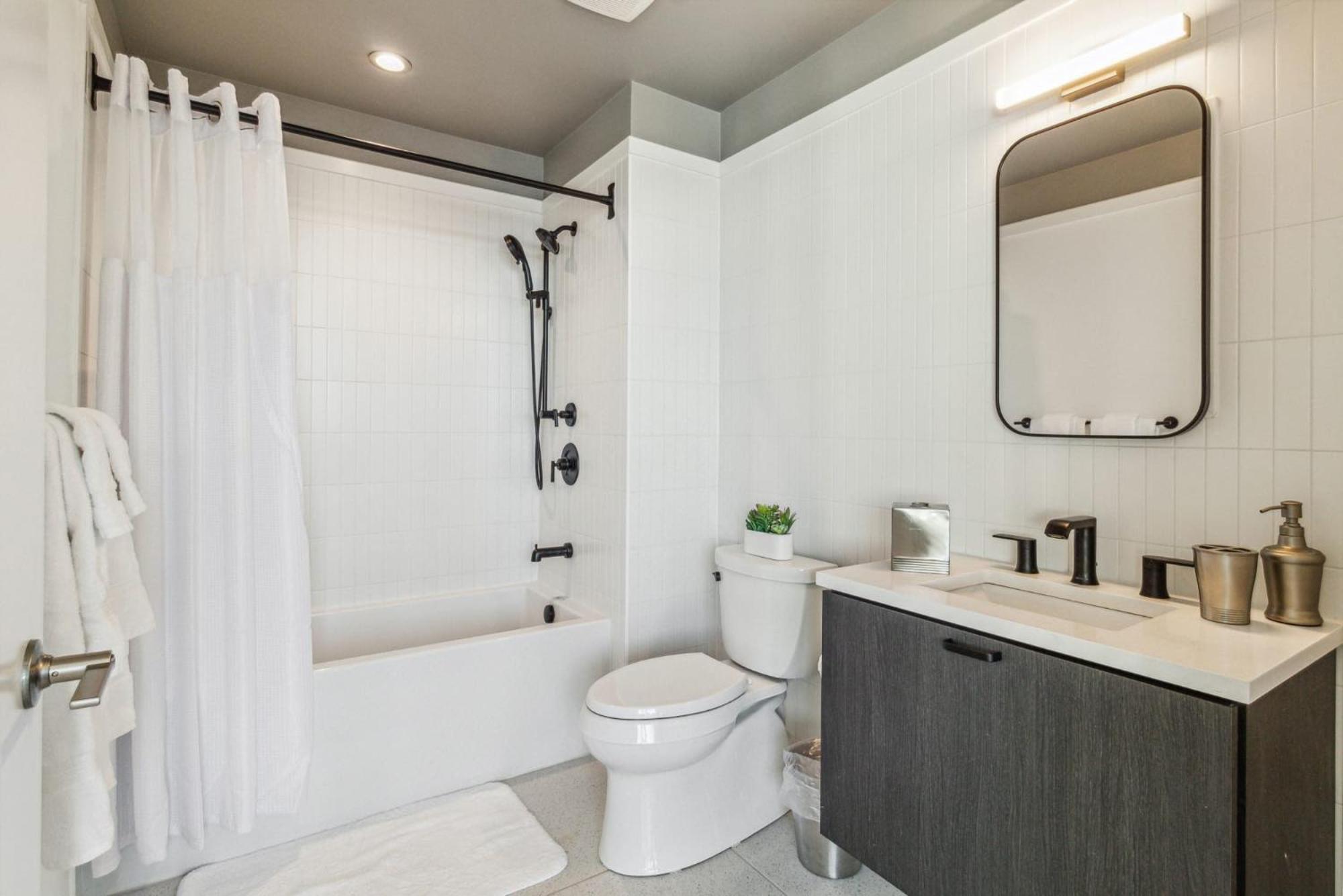 Contemporary City Living Apartments In Nashville Esterno foto